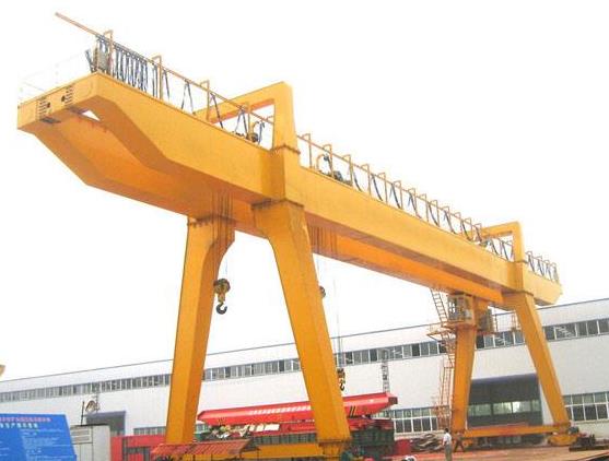 A型全包廂雙主梁門(mén)式起重機(jī)電機(jī)是由什么負(fù)責(zé)運(yùn)動(dòng)的?有哪些優(yōu)缺點(diǎn)